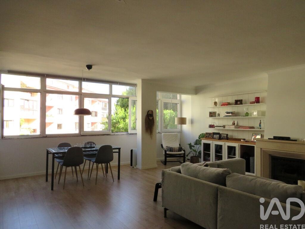 Apartment in Cascais - Image 2