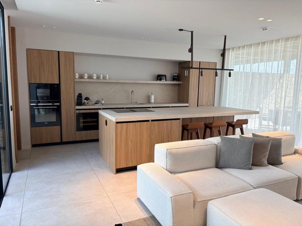 House in La Caleta - Image 3