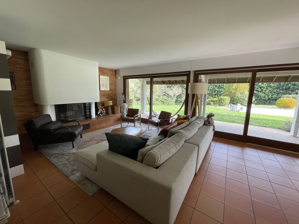 House in Casteljaloux - Image 3