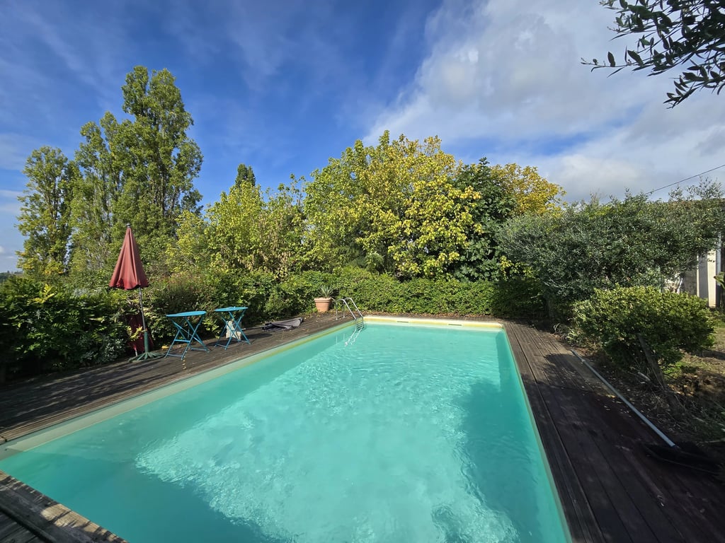 House in Pineuilh - Image 3