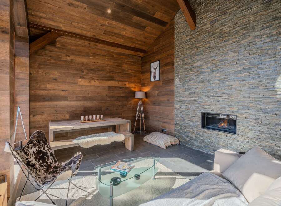 Apartment in Courchevel - Image 3
