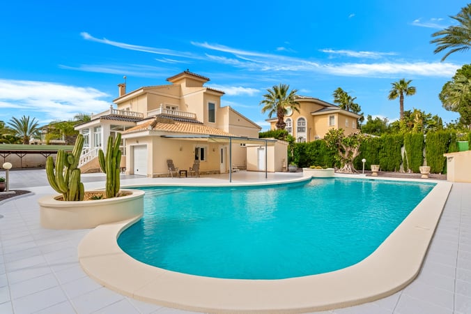 Villa in Ciudad Quesada - view 1