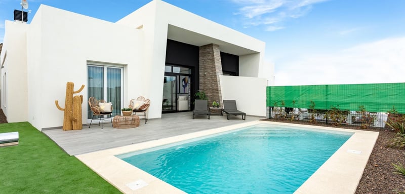 House in Algorfa - view 1