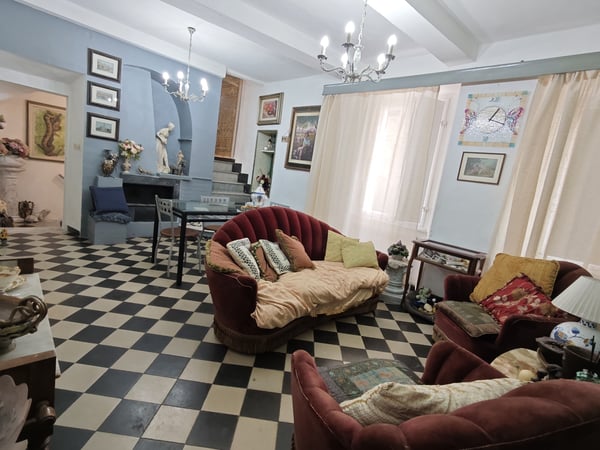 House in Pomarance - view 1