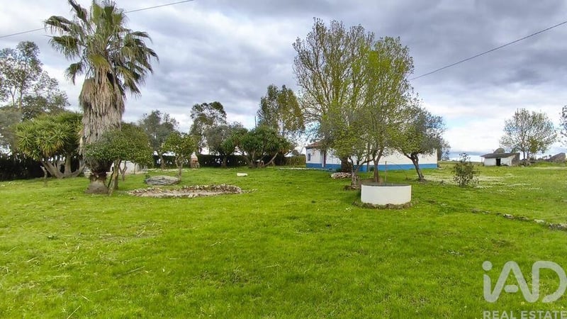 House in Sao Domingos de Ana Loura - view 1