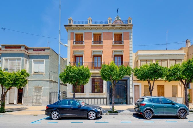 House in Callosa de Segura - view 1