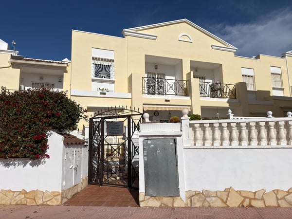 Villa in Ciudad Quesada - view 1