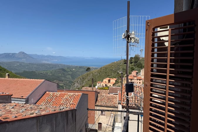 House in Gratteri - view 1