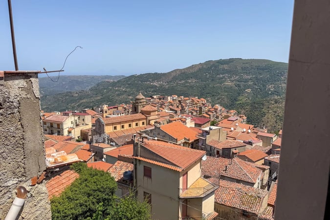 Apartment in Galati Mamertino - view 1