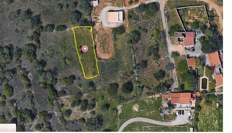 Land in Arieiro - view 1