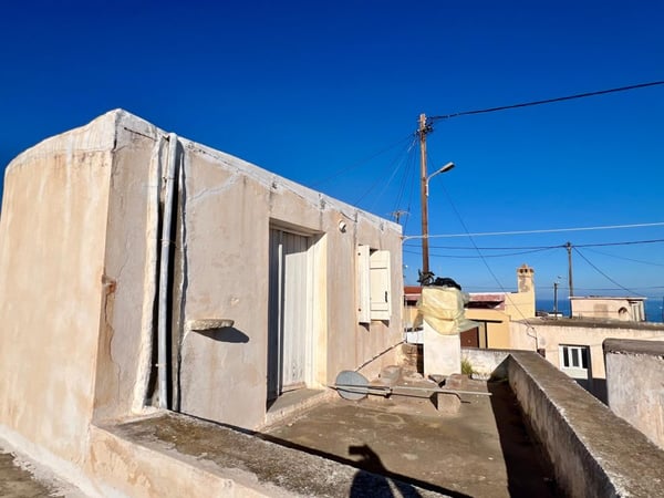 House in Kato Loumas - view 1