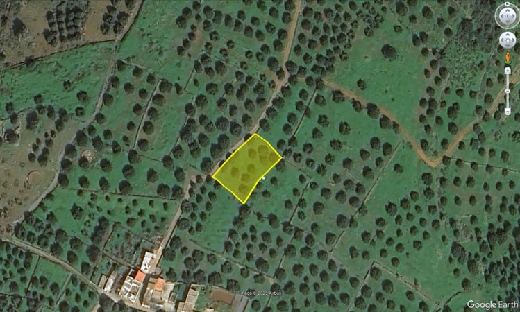 House in Agios Nikolaos - view 1