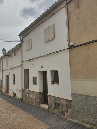 House in Ayora - view 1