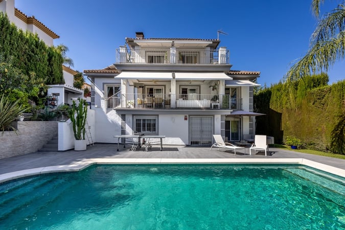 House in Coin - view 1