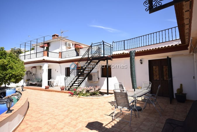 Villa in Seron - view 1