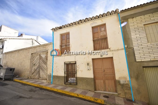 House in Cantoria - view 1