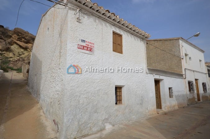 House in Partaloa - view 1