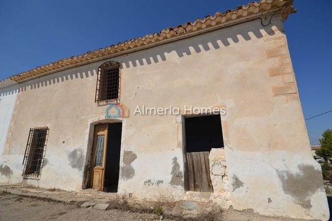 House in Arboleas - view 1