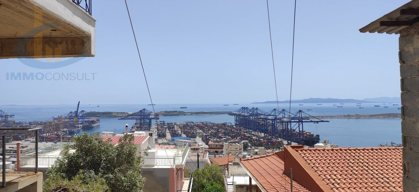 Land in Perama - Image 3