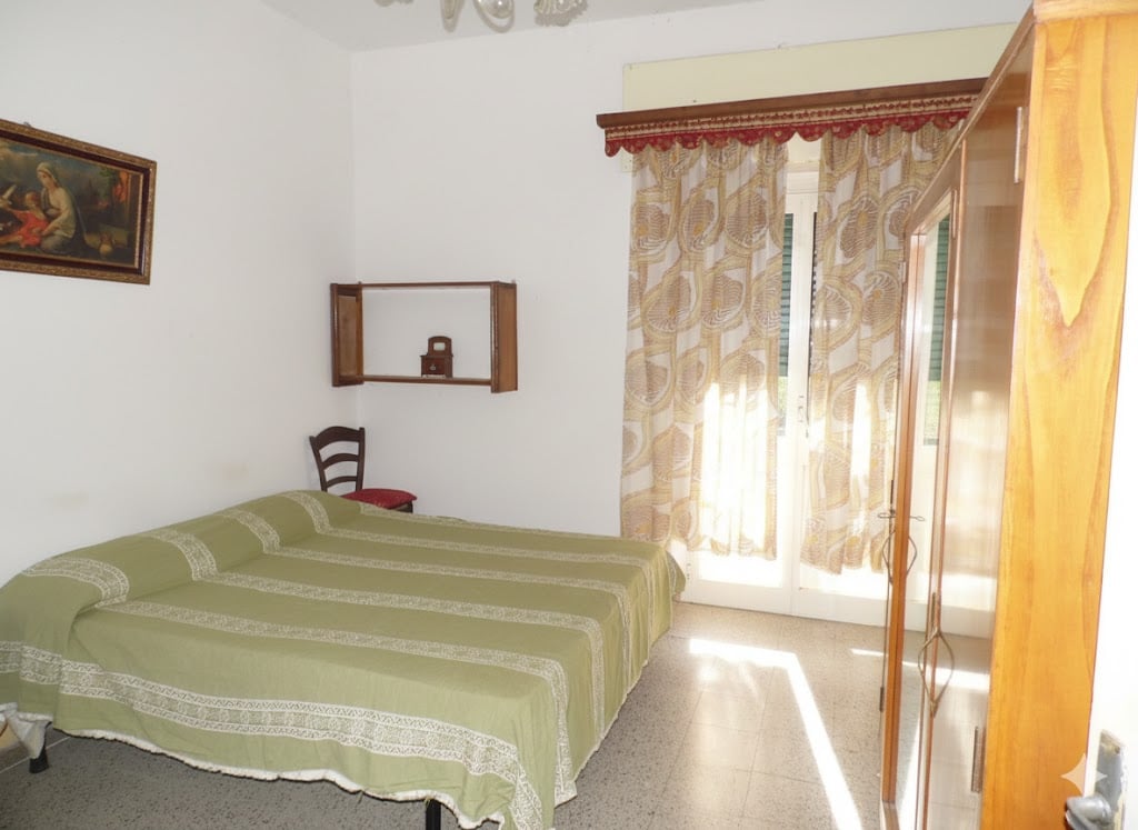 House in Camporgiano - Image 3