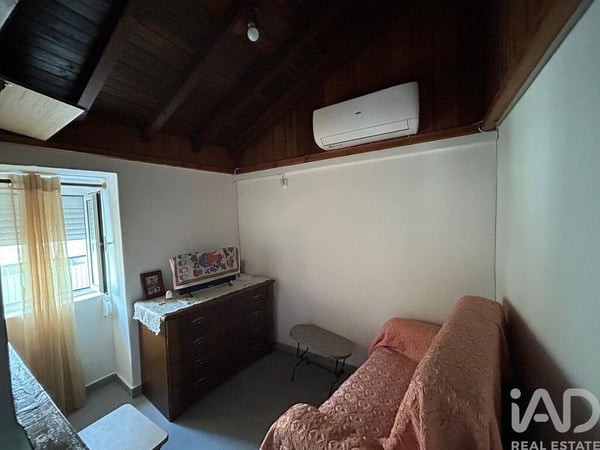 House in Sinde - view 1