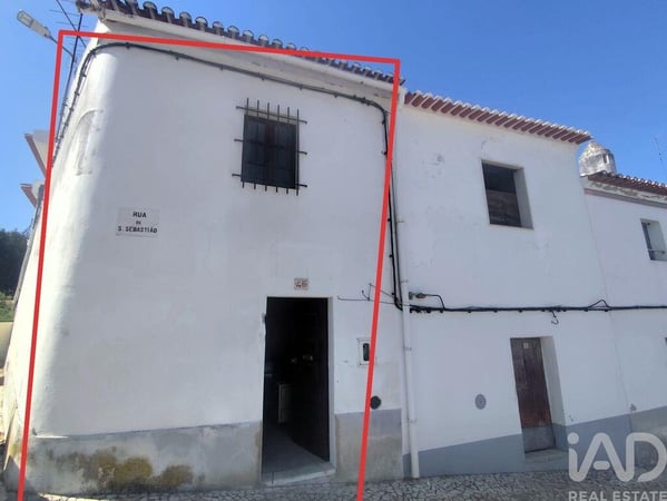 House in Borba - view 1