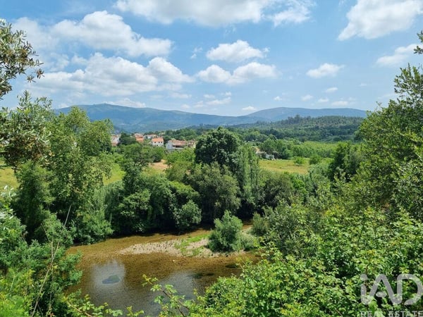 Land in Sarzedo - view 1