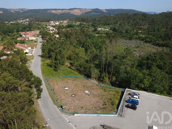 Land in Lousa - view 1