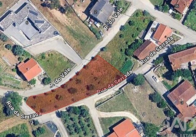 Land in Arrabal - view 1