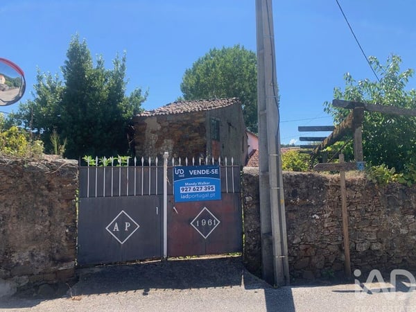 House in Pedrogao Grande - view 1