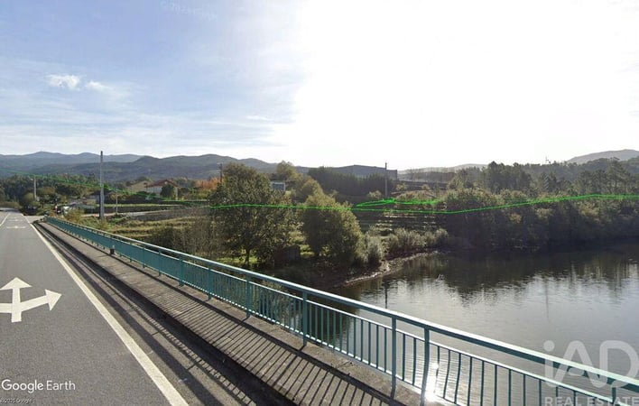 Land in Entre Ambos-Os-Rios - view 1