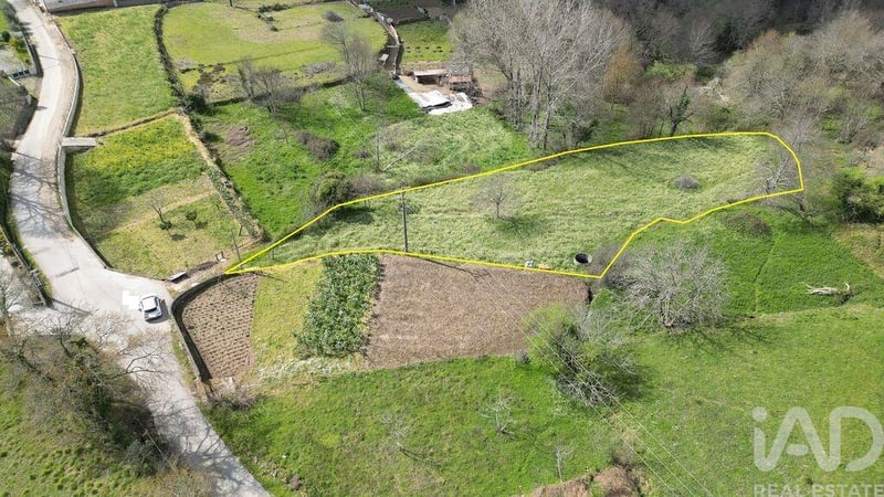 Land in Espinhal - view 1