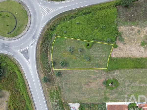 Land in Miranda do Corvo - view 1