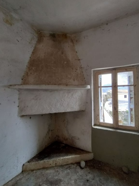 House in Ayios Mamas - Image 3