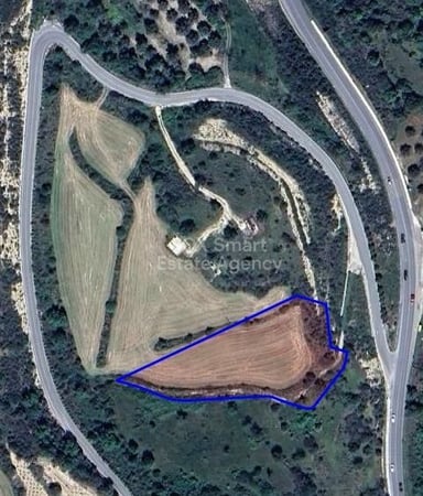 Land in Pano Akourdaleia - view 1