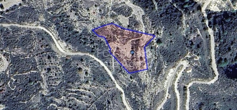 Land in Arminou - view 1