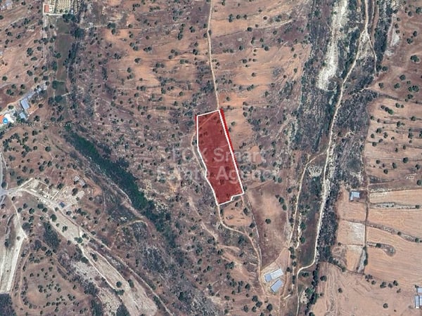 Land in Pachna - view 1