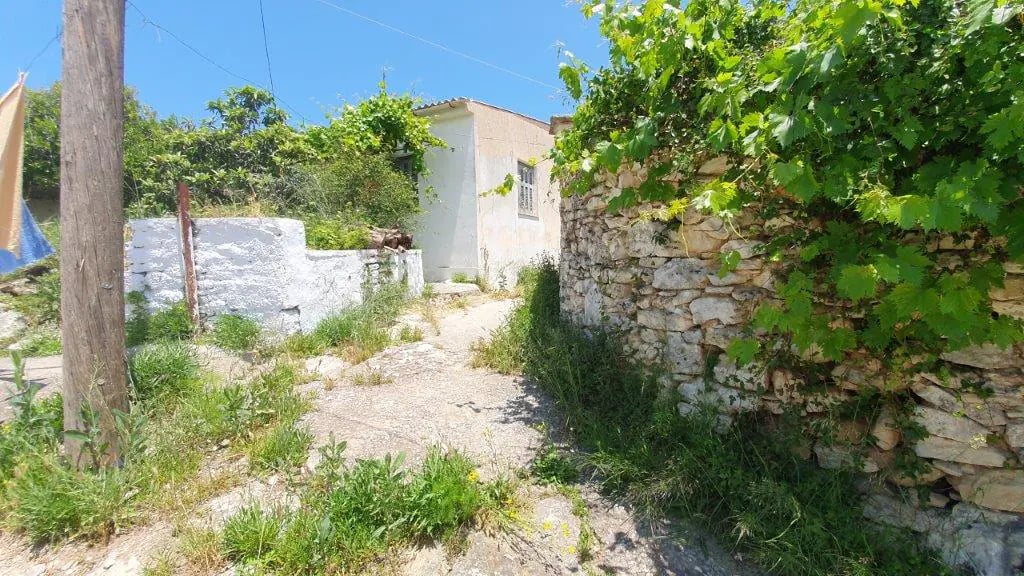 House in Gavalochori - Image 2