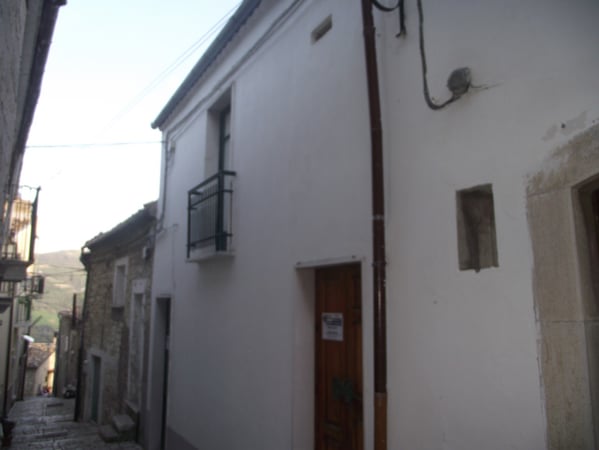 House in Guardialfiera - view 1