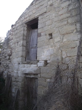 House in Civitacampomarano - view 1