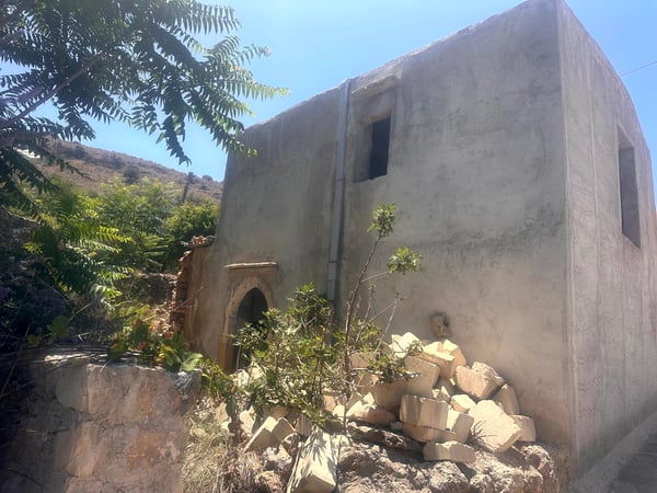 Villa in Mathes - view 1