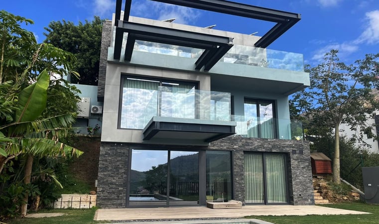 House in Mijas Costa - view 1