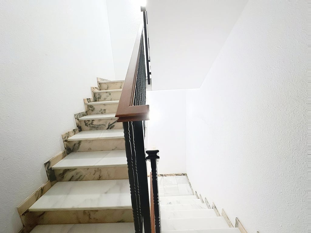 Apartment in Estepona - Image 3