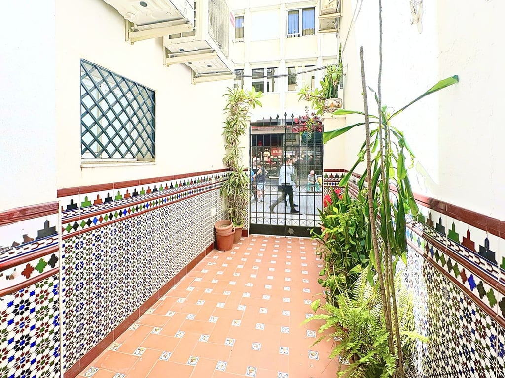 Apartment in Estepona - Image 2