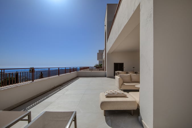 Apartment in Istan - view 1