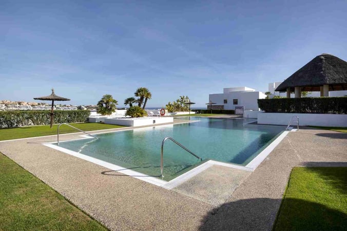 Penthouse in Guadalmansa - view 1