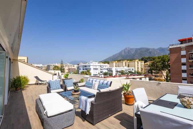 Penthouse in Marbella - view 1