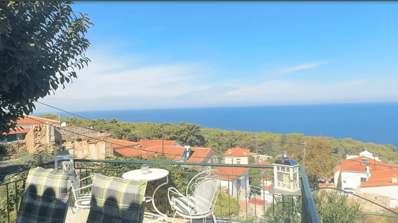Villa in Agios Konstantinos - view 1