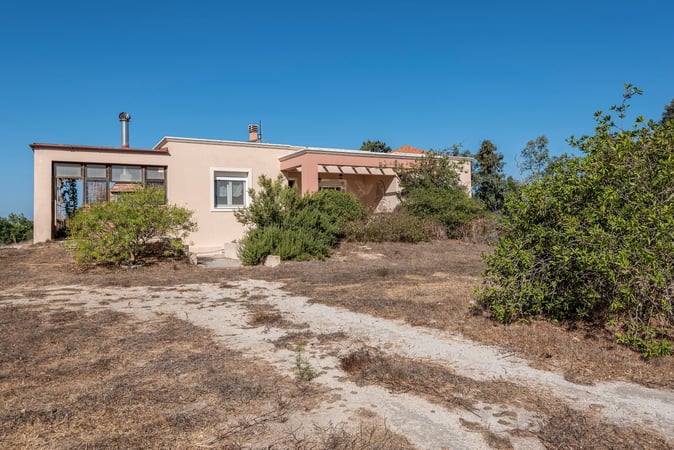 Villa in Antimacheia - view 1