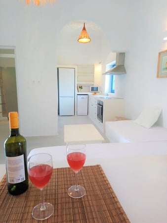 Villa in Analipsi - view 1